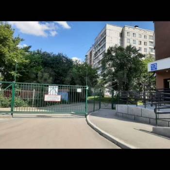 Продается 1-комнатная квартира, 32 м²