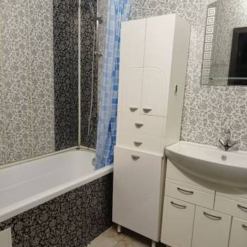 Продается 1-комнатная квартира, 32 м²