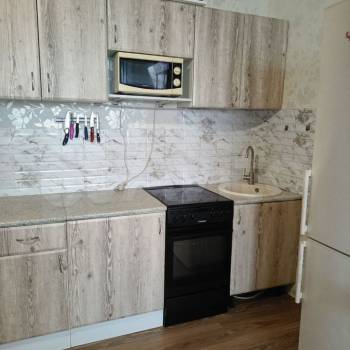 Продается 1-комнатная квартира, 32 м²