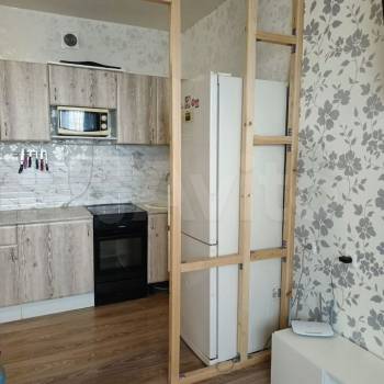 Продается 1-комнатная квартира, 32 м²