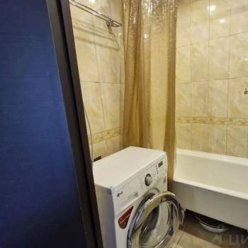 Сдается Многокомнатная квартира, 56,8 м²