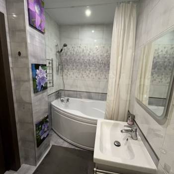 Сдается Многокомнатная квартира, 87 м²