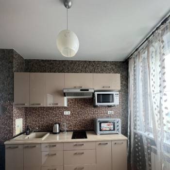 Сдается 1-комнатная квартира, 35 м²