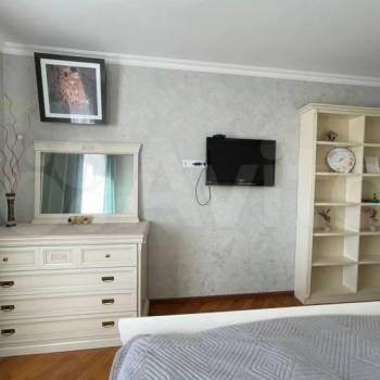Сдается 2-х комнатная квартира, 75 м²