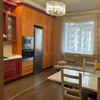 Продается 3-х комнатная квартира, 100 м²