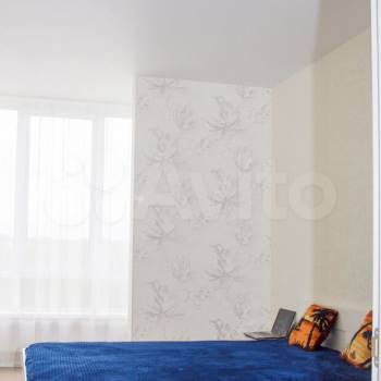 Сдается 1-комнатная квартира, 42 м²