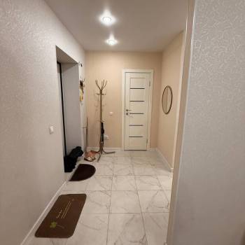 Продается 1-комнатная квартира, 40 м²