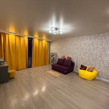 Продается 1-комнатная квартира, 40 м²