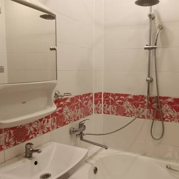 Продается 3-х комнатная квартира, 59,6 м²