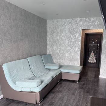 Сдается 1-комнатная квартира, 42 м²