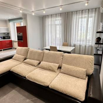 Сдается Многокомнатная квартира, 100 м²