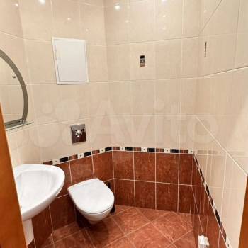 Сдается Многокомнатная квартира, 100 м²