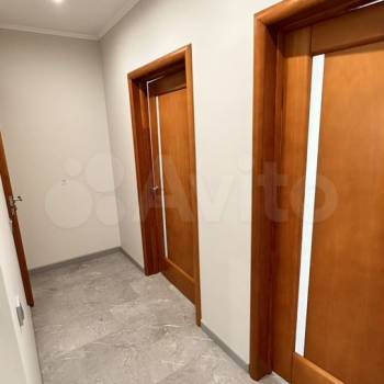 Сдается Многокомнатная квартира, 100 м²