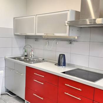Сдается Многокомнатная квартира, 100 м²