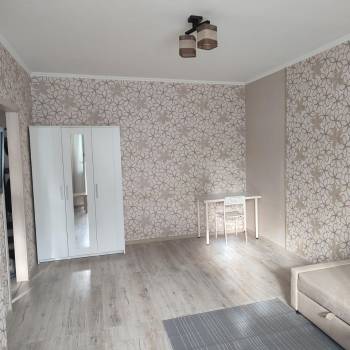 Сдается 1-комнатная квартира, 41 м²