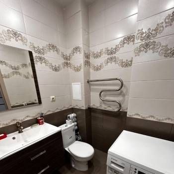 Сдается 1-комнатная квартира, 43 м²