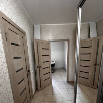 Сдается 1-комнатная квартира, 43 м²