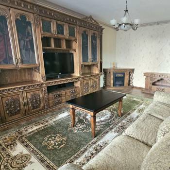 Сдается 2-х комнатная квартира, 75,5 м²