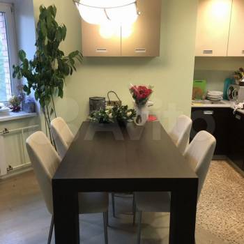 Продается 2-х комнатная квартира, 60 м²