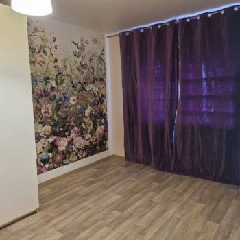 Сдается 1-комнатная квартира, 42 м²