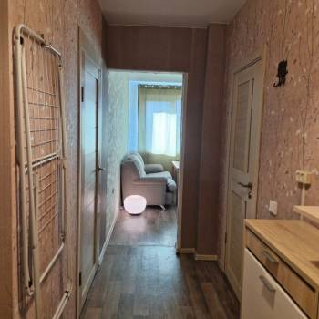 Сдается 1-комнатная квартира, 42 м²