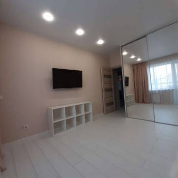 Сдается 2-х комнатная квартира, 70 м²