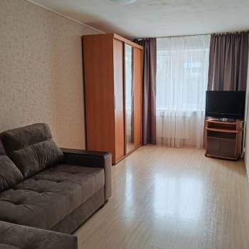 Сдается 1-комнатная квартира, 45 м²