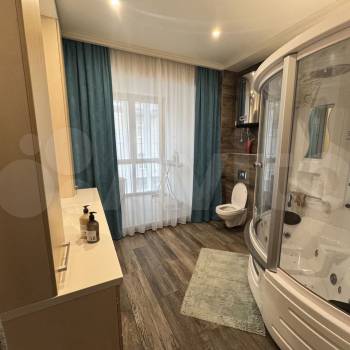 Продается 3-х комнатная квартира, 140 м²
