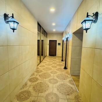 Продается 3-х комнатная квартира, 140 м²