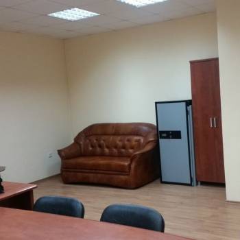 Сдается Нежилое помещение, 120 м²