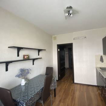 Сдается 1-комнатная квартира, 42 м²