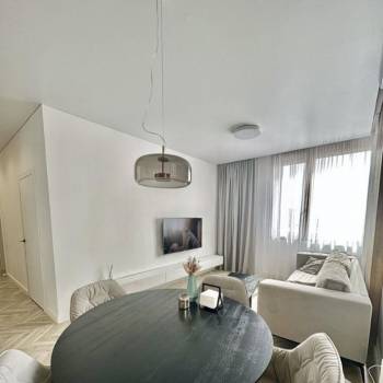 Продается 3-х комнатная квартира, 60 м²