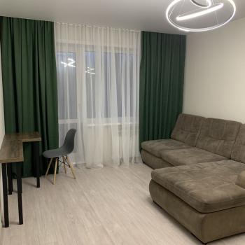 Сдается 1-комнатная квартира, 42 м²