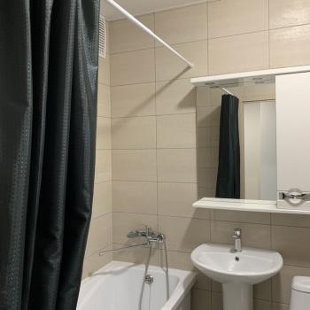 Сдается 1-комнатная квартира, 42 м²