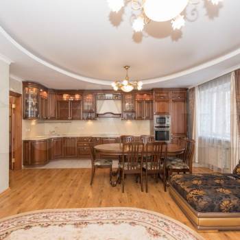 Продается 3-х комнатная квартира, 96,4 м²
