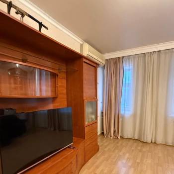 Продается Многокомнатная квартира, 156,3 м²