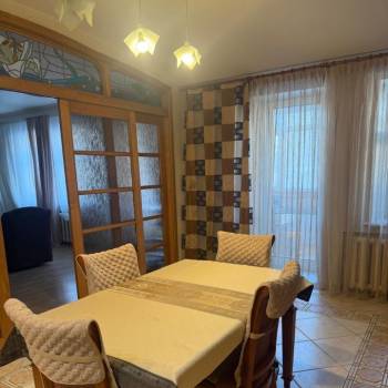 Продается Многокомнатная квартира, 156,3 м²