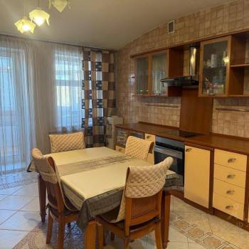 Продается Многокомнатная квартира, 156,3 м²