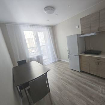 Сдается 1-комнатная квартира, 36 м²