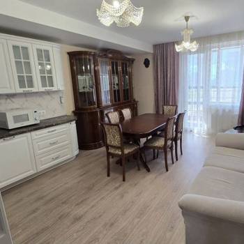 Сдается Многокомнатная квартира, 95 м²
