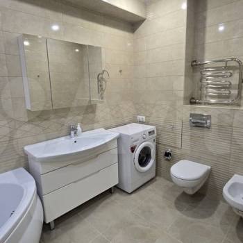 Сдается Многокомнатная квартира, 95 м²