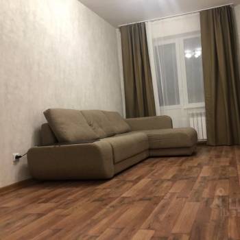 Продается 1-комнатная квартира, 37 м²