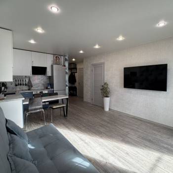 Продается 1-комнатная квартира, 51 м²
