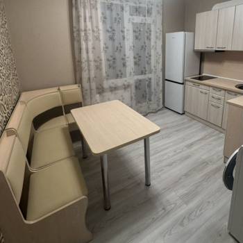Сдается 1-комнатная квартира, 35,7 м²
