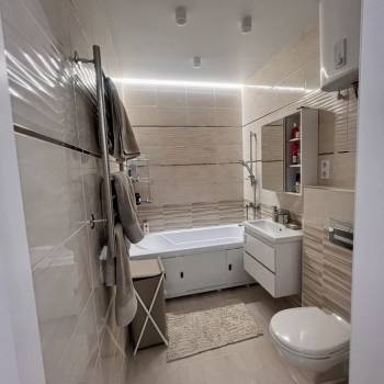 Сдается 1-комнатная квартира, 50 м²