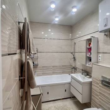 Сдается 1-комнатная квартира, 50 м²