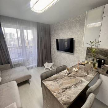 Сдается 1-комнатная квартира, 50 м²