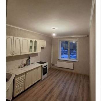 Сдается 2-х комнатная квартира, 581 м²