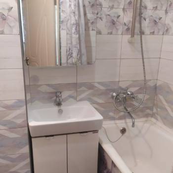 Сдается Многокомнатная квартира, 61 м²