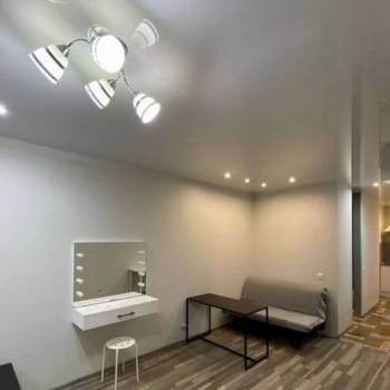 Продается 1-комнатная квартира, 39 м²